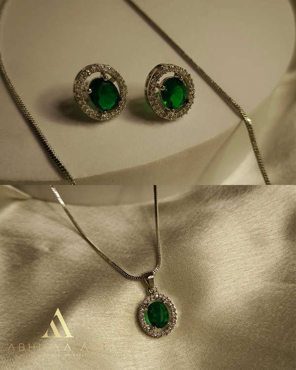 Elegant Oval AD Pendant & Stud Earrings Set