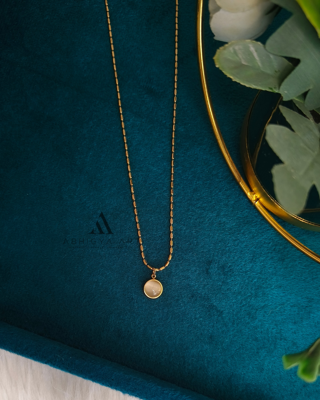 Minimal Disc Chain Necklace