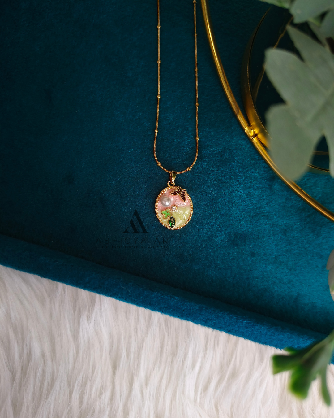 Pink Round Floral Pendant