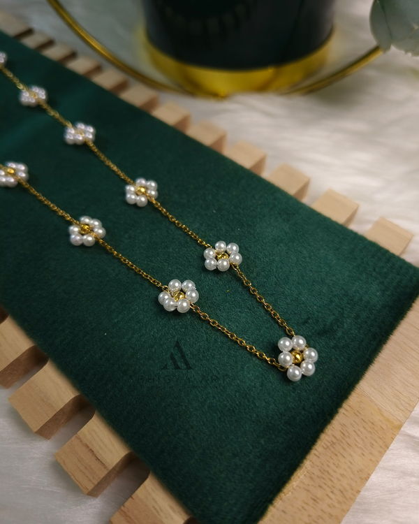 Pearl Blossom Station Chain