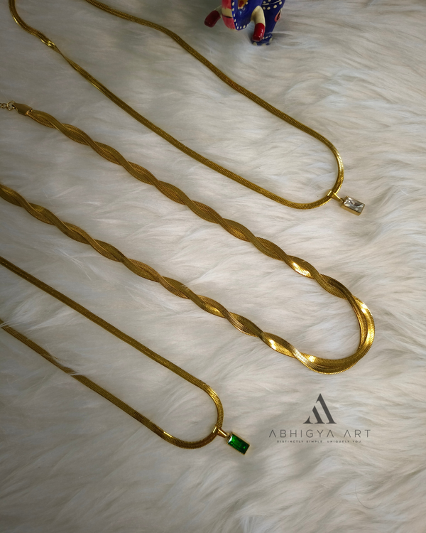 Gold Chain Necklace Collection