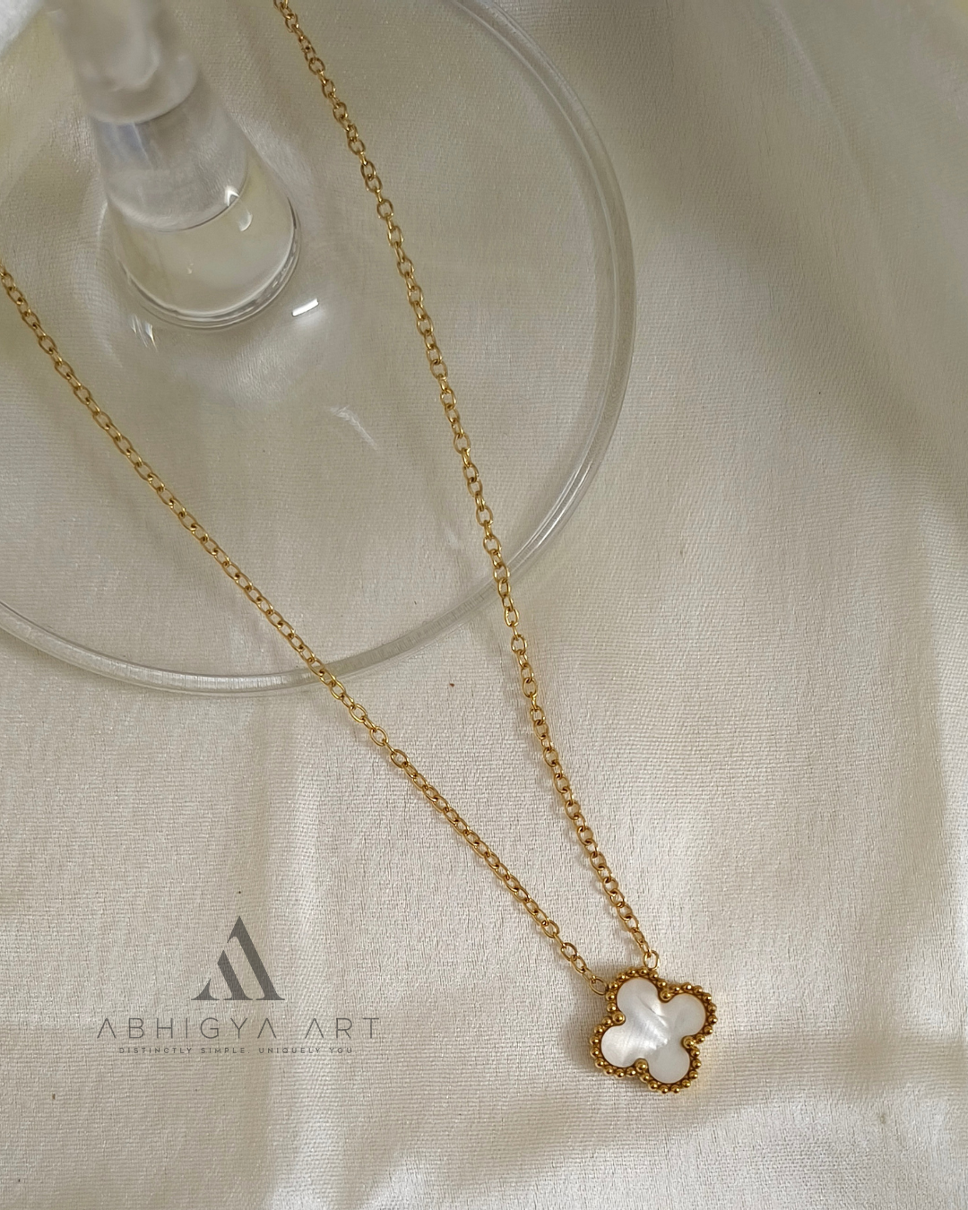White Clover Pendant - Abhigya Art