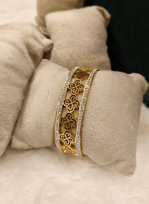 Quatrefoil CZ Bangle