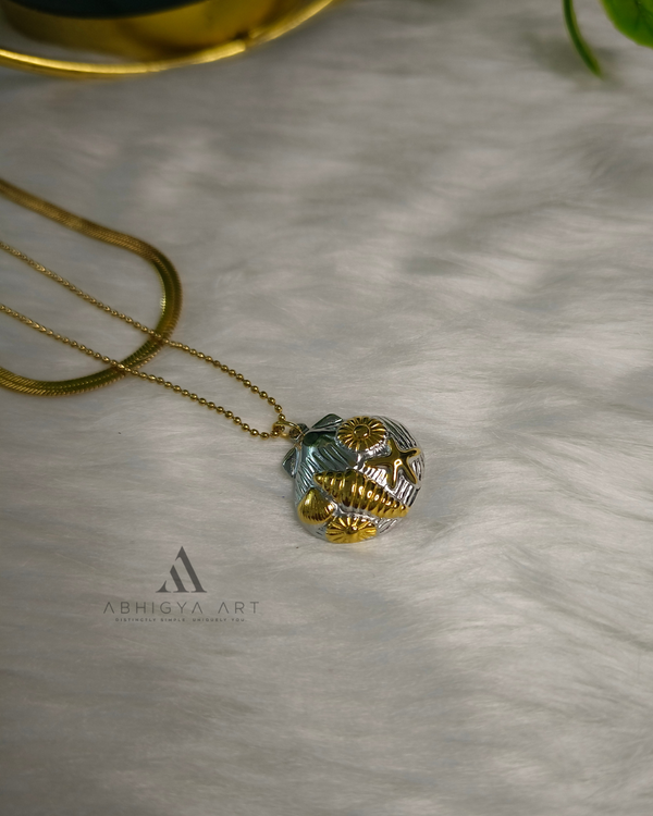 Blue Floral Cluster Pendant