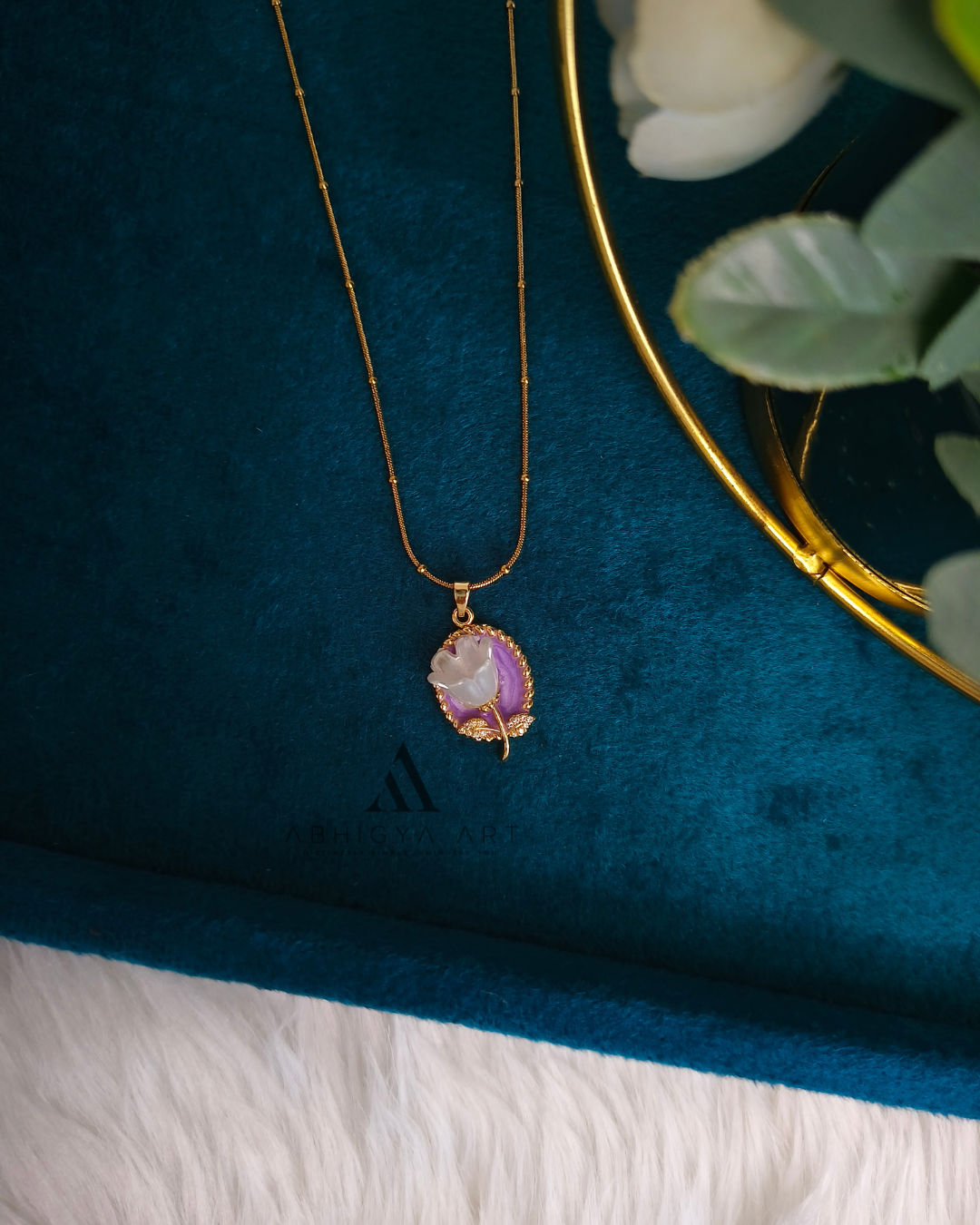 Lilac Oval Floral Pendant